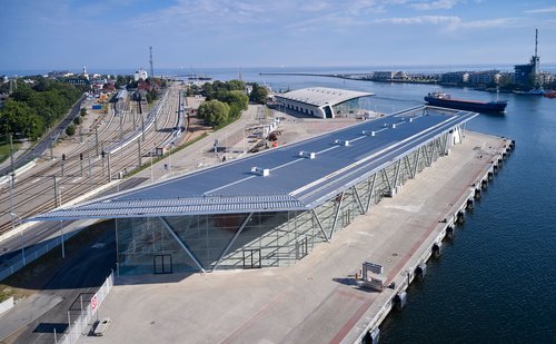 Warnemünde Cruise Center 8